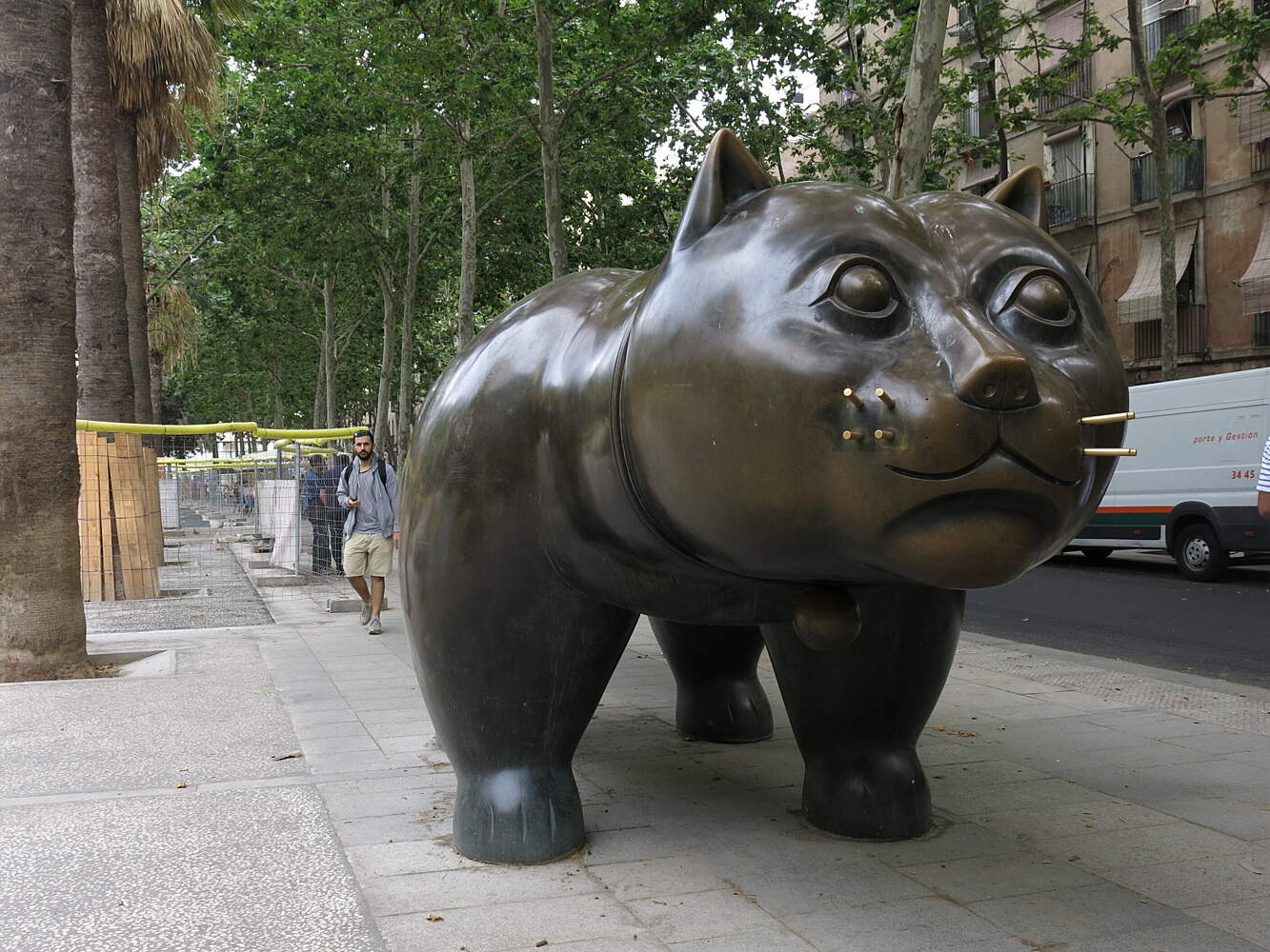 Botero S Cat Barcelona Tourist Attractions Tropter Com