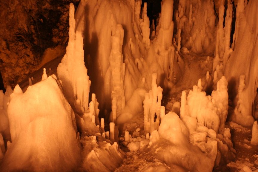 Scărisoara Glacier Cave Garda De Sus Tourist Attractions Tropter Com