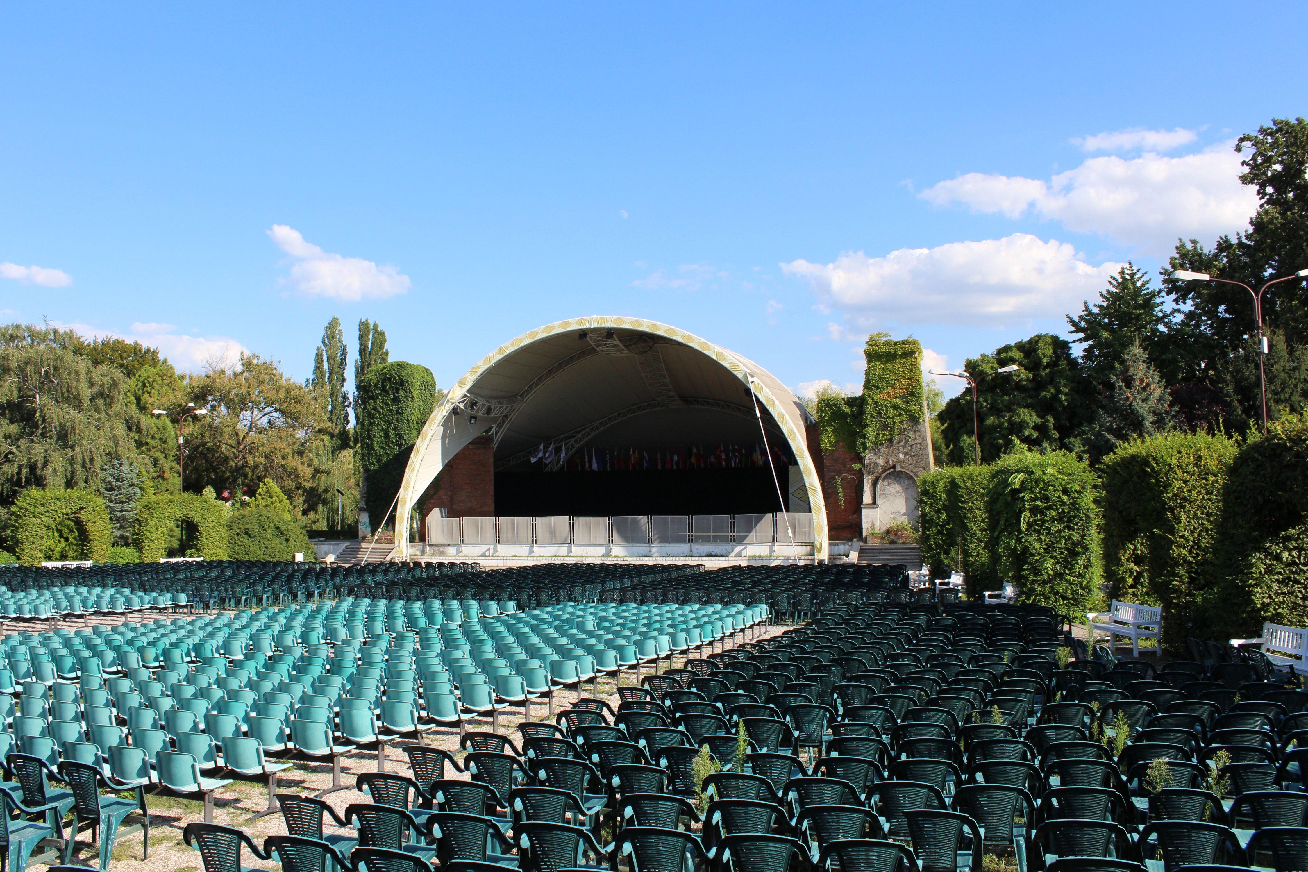 Rose Park Timișoara Tourist Attractions Tropter Com