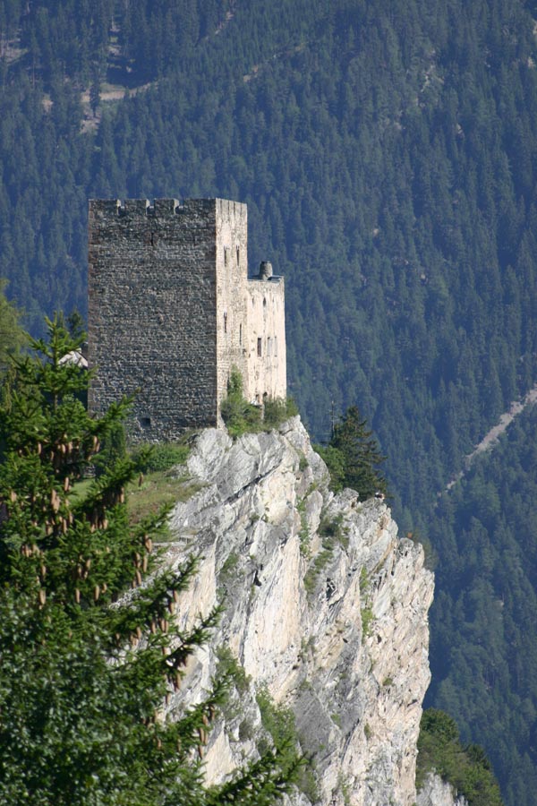 Laudeck Castle Ladis Tourist Attractions Tropter Com