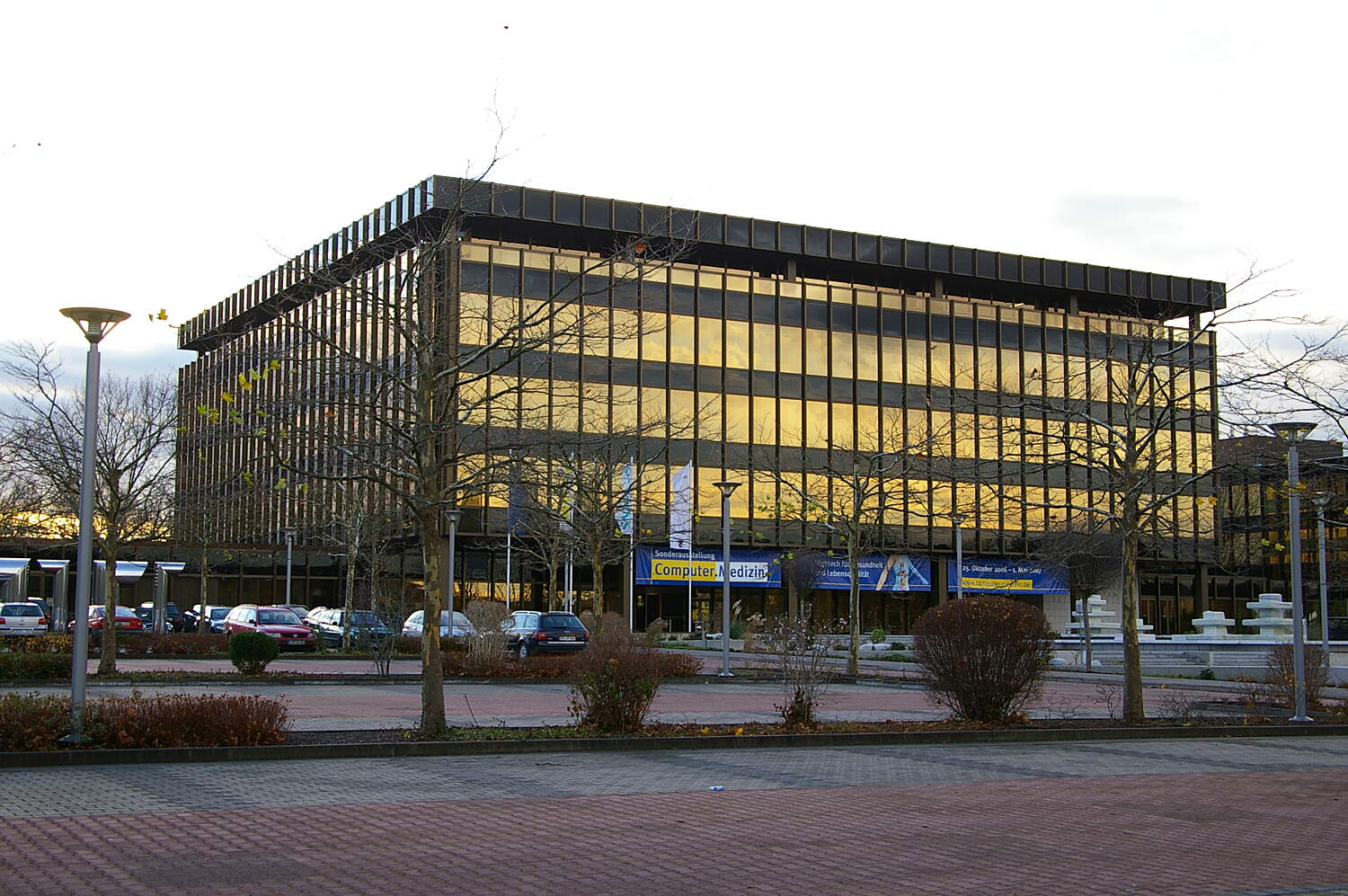 Heinz Nixdorf Museum Forum Paderborn Tourist Attractions Tropter Com