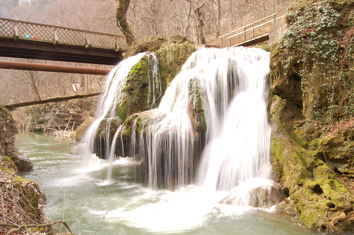 Bigăr Waterfall Băile Herculane Tourist Attractions Tropter Com