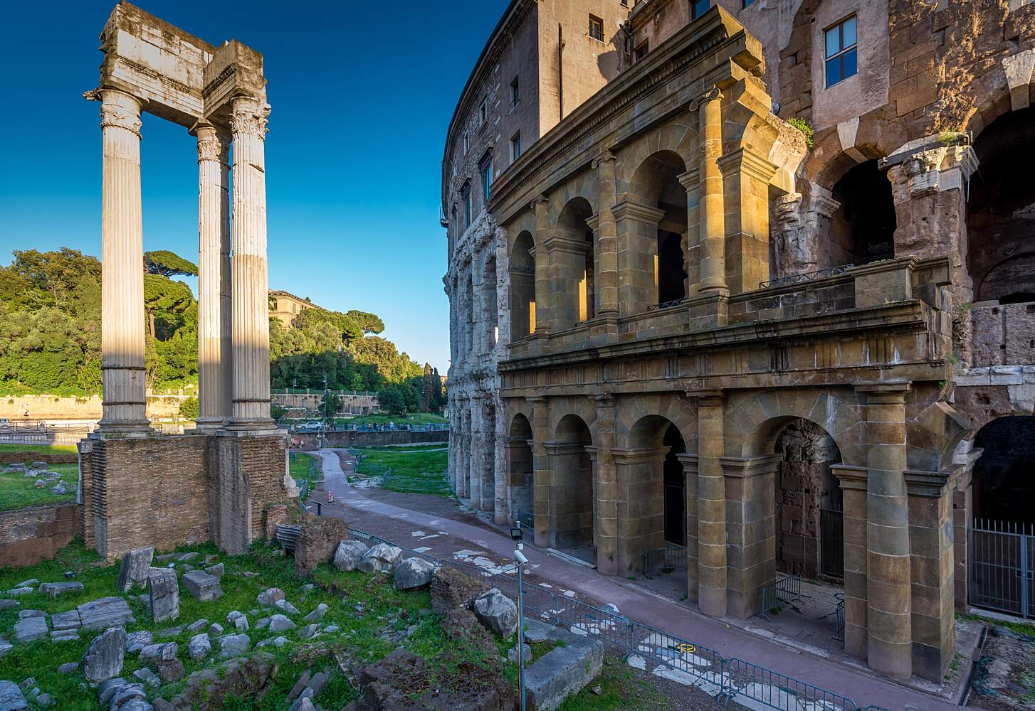 Temple Of Apollo Sosiano And Bellona Rome Tourist Attractions Tropter Com