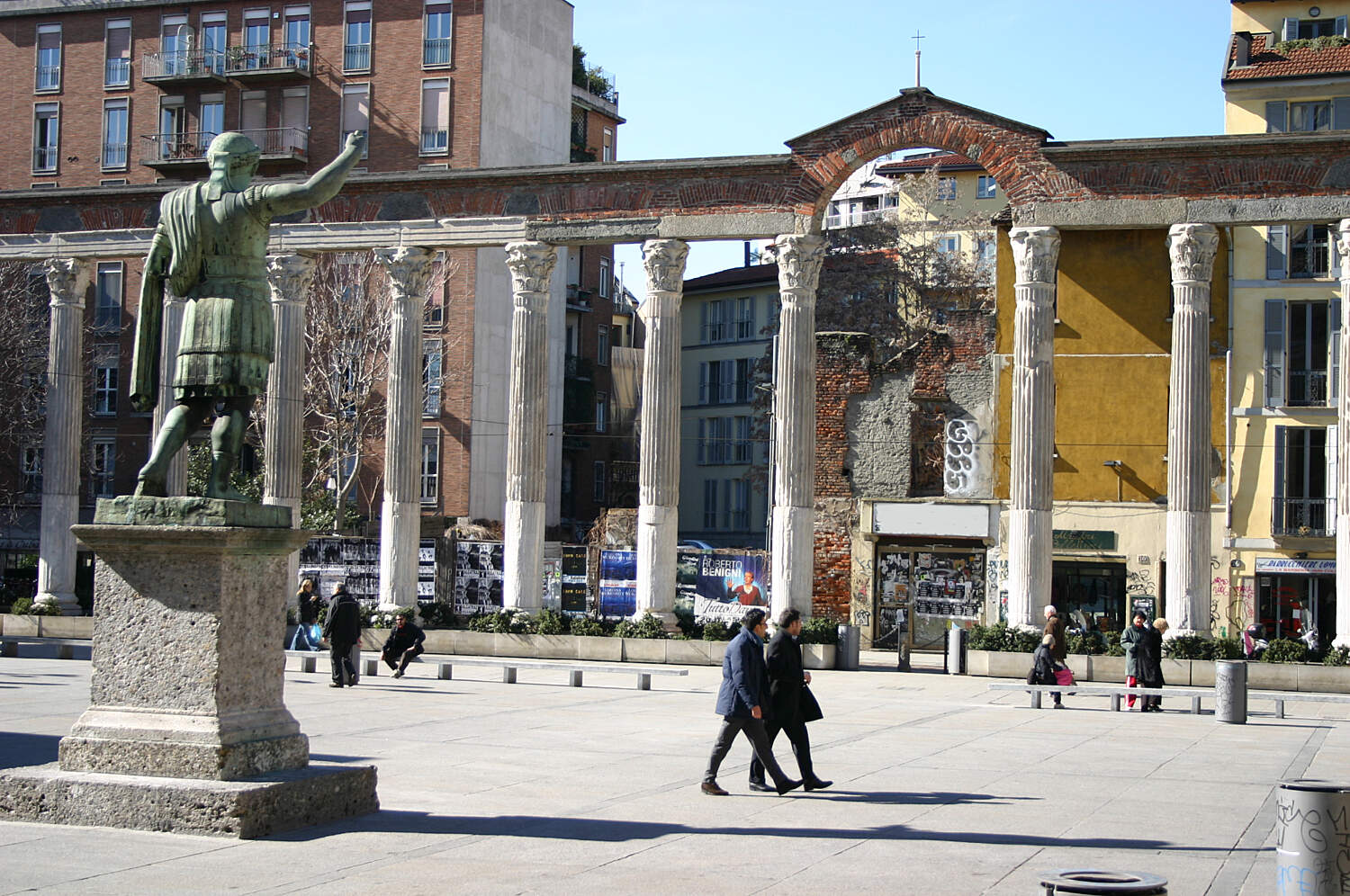 Columns Of San Lorenzo Milan Tourist Attractions Tropter Com