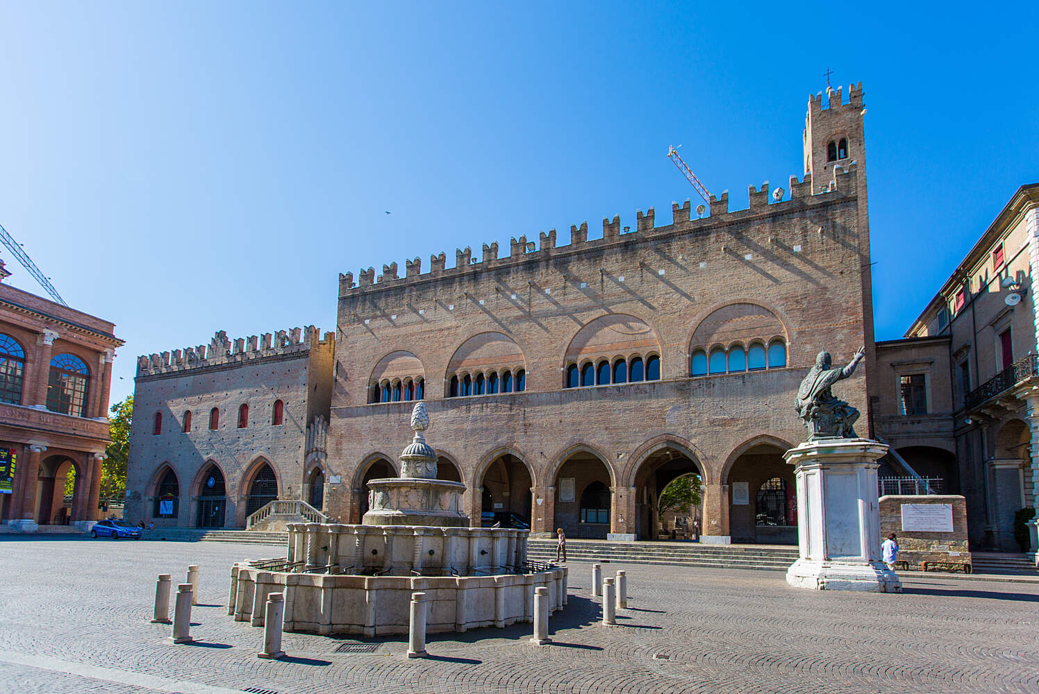 Piazza Cavour Rimini Tourist Attractions Tropter Com