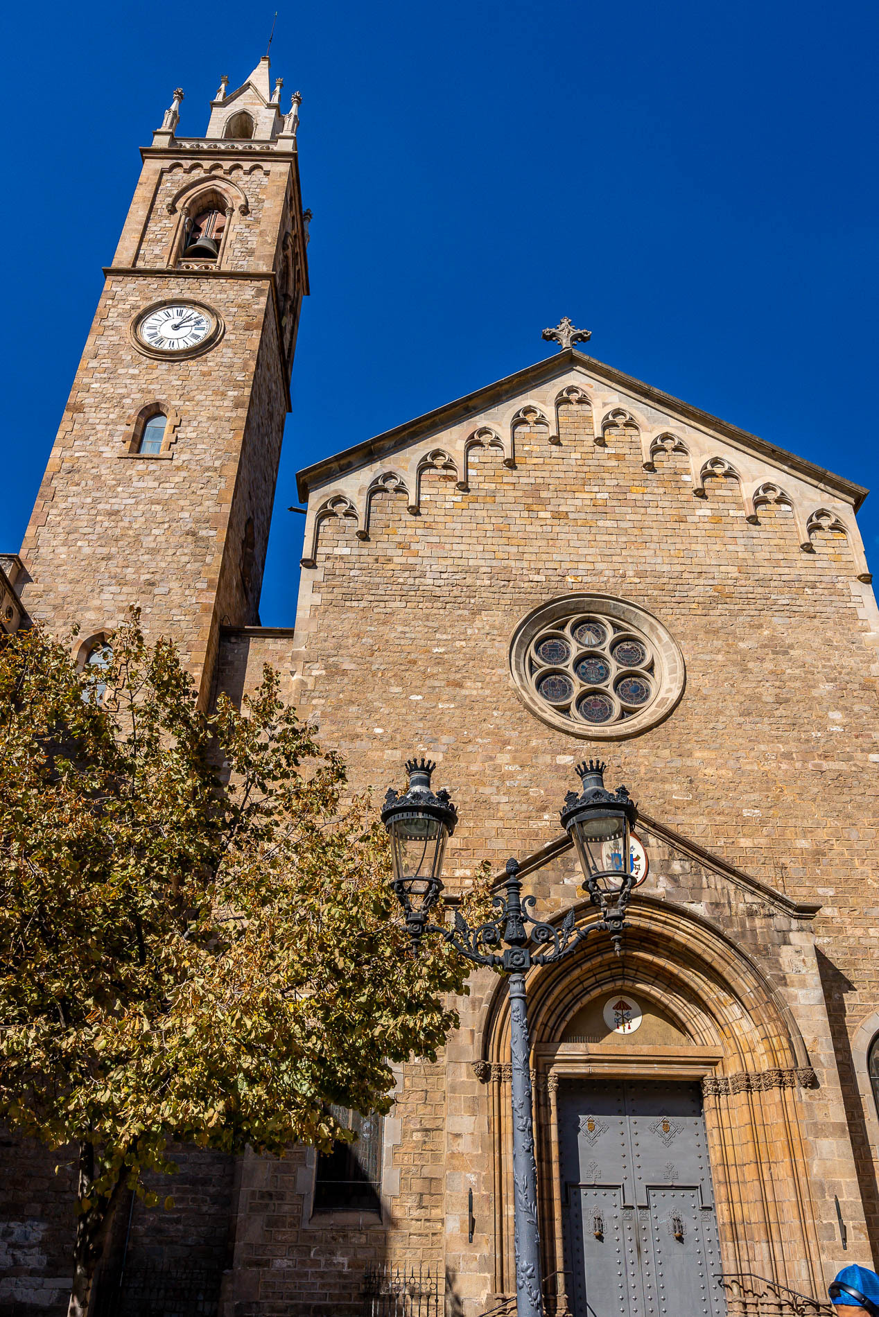Basilica Of The Immaculate Conception Barcelona Tourist Attractions Tropter Com
