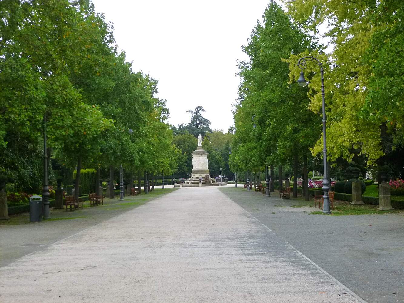 Gardens Of The Taconera Pamplona Tourist Attractions Tropter Com