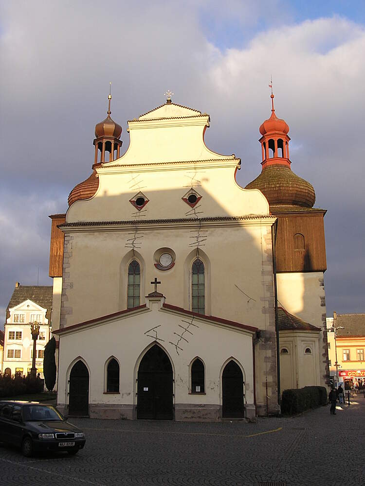 Iglesia De San Lorenzo Nachod Atracciones Turisticas Tropter Com