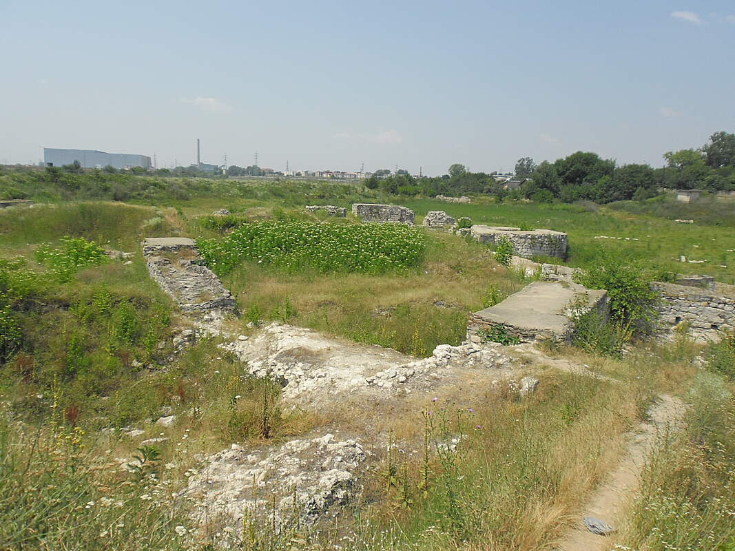 Ruins Of The Giurgiu Fortress Giurgiu Tourist Attractions