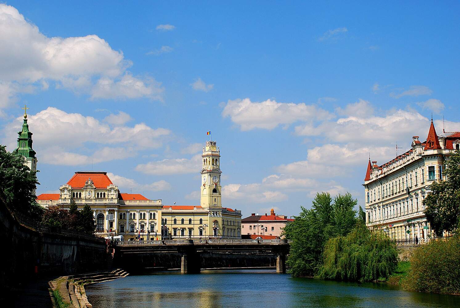 Tower Of Oradea City Hall Oradea Tourist Attractions Tropter Com